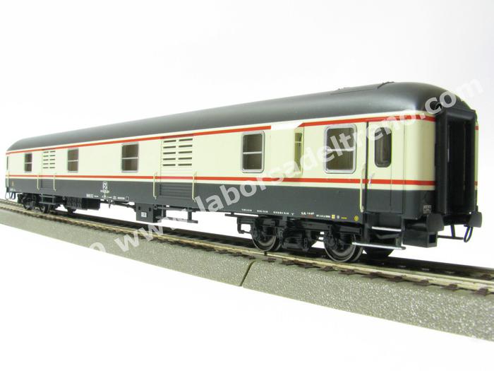Fourgon à Bagages ACME UIC-X 70 Bandiera FS - Échelle HO - Réf 50738 - Neuf Et RARE