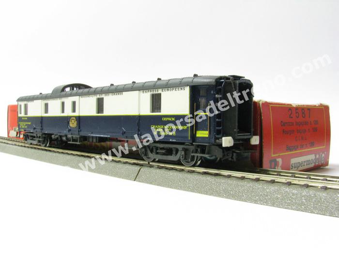 ★　Rivarossi　2587　Baggage　car　★ RIVAROSSI HO 2587 Ciwl Pullman Baggage Car #1269 Orient Express