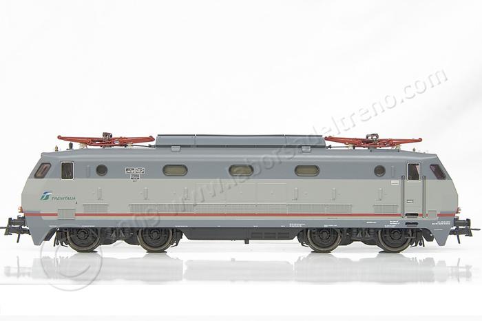SET DE 2 LOCOMOTIVES ELECTRIQUE E402B DONT 1 DUMMY LIVREE