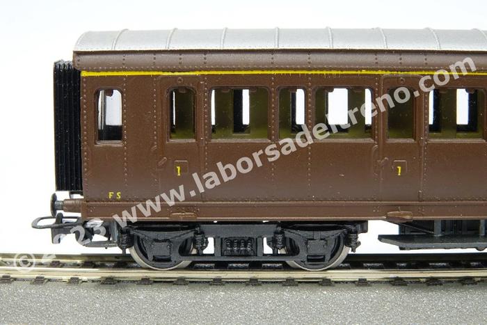 Rivarossi HR4365 Carrozza Prima Classe Castano   Binari & Dintorni