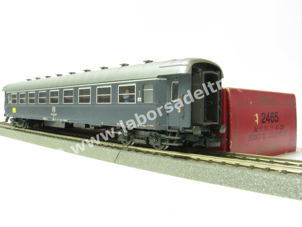 RIVAROSSI HR4316 FOURGON A BAGAGES Dz TYPE 1946 LIVREE CASTANO