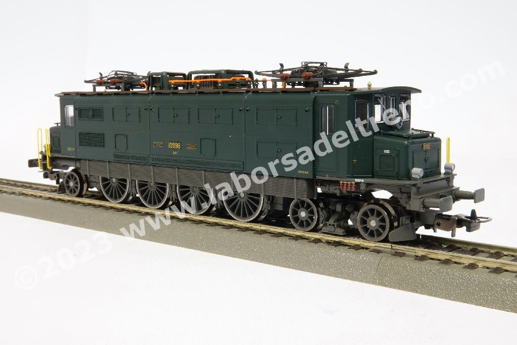 Piko - 97207 Locomotiva elettrica SBB Ae 6/6 11417 'Fribourg ', livrea rossa con modanature, epoca V -- Serie esclusiva per la Svizzera