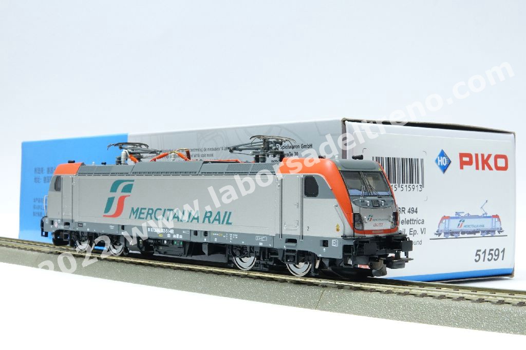 PIKO 51590 locomotiva elettrica E494 Bombardier Traxx MERCITALIA RAIL epoca VI PIKO 51590 locomotiva elettrica E494 Bombardier Traxx MERCITALIA RAIL epoca VI