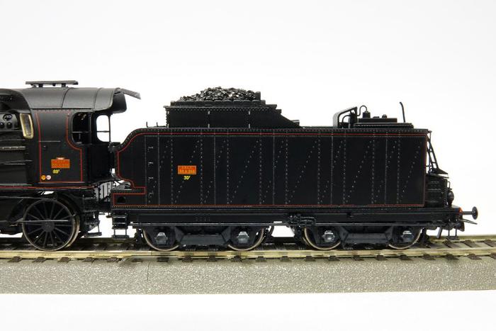 HO] : Locomotive à vapeur 141 C 579 + Tender 23 m³ 23.180 Noire, Ep. III, ANALOGIQUE - REE MB158 - Paris Modélisme