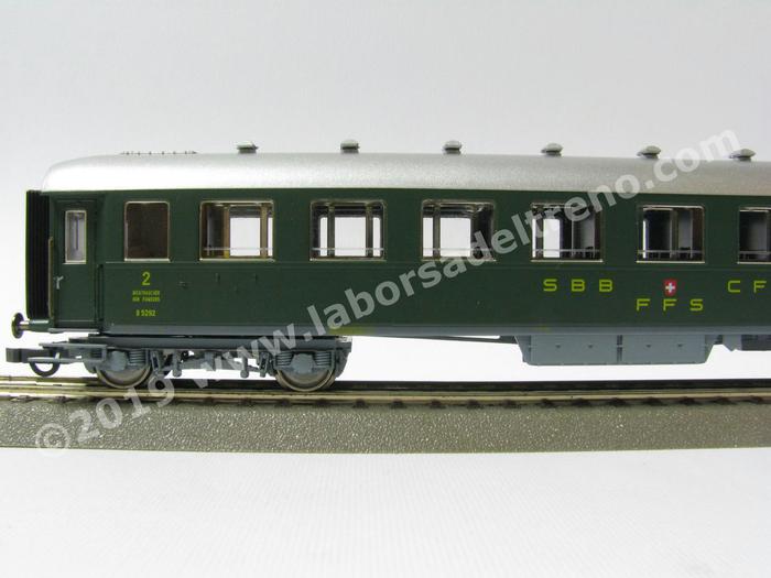Brawa - 2442 carrozza passeggeri a carrelli, DRG, 2a classe, livrea