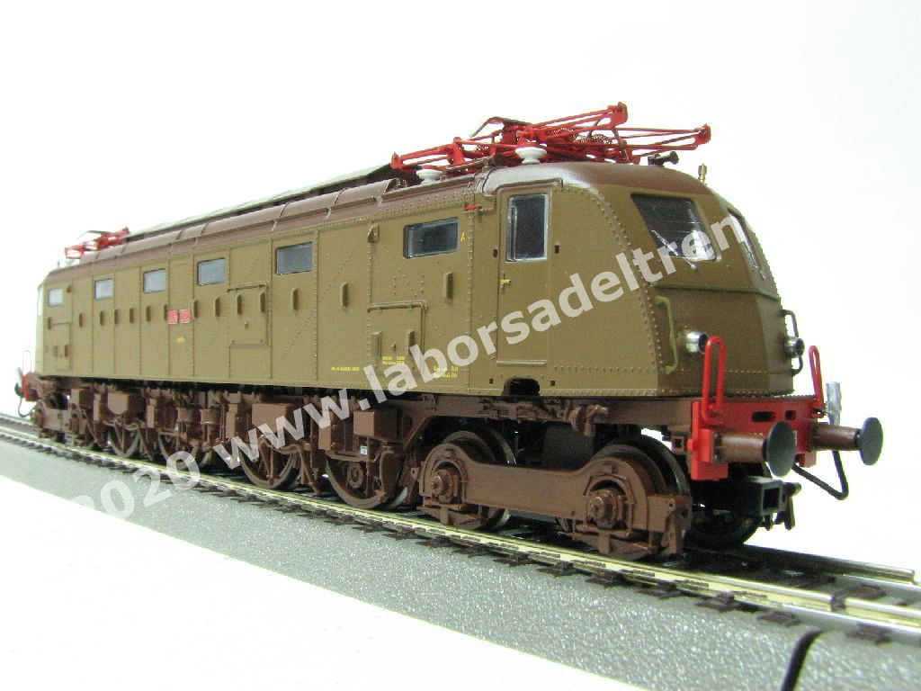MODELLISMO | Da Rivarossi le carrozze Tipo 1946: castano/isabella MODELLISMO | Da Rivarossi le carrozze Tipo 1946: castano/isabella