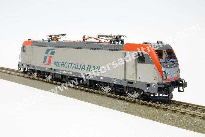 Roco 70464 Gauge H0 Electric locomotive E 412 013 of the Mercitalia Roco 70464 Gauge H0 Electric locomotive E 412 013 of the Mercitalia