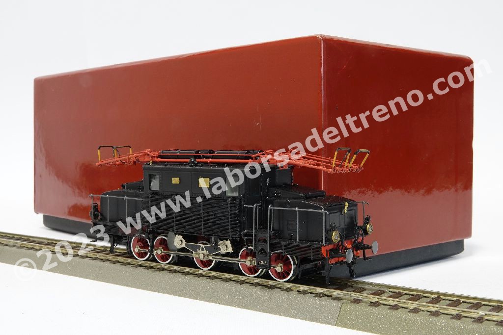 Lemaco - H0-101A Loco elettrica trifase E 570 001 delle FS, livrea nera ...