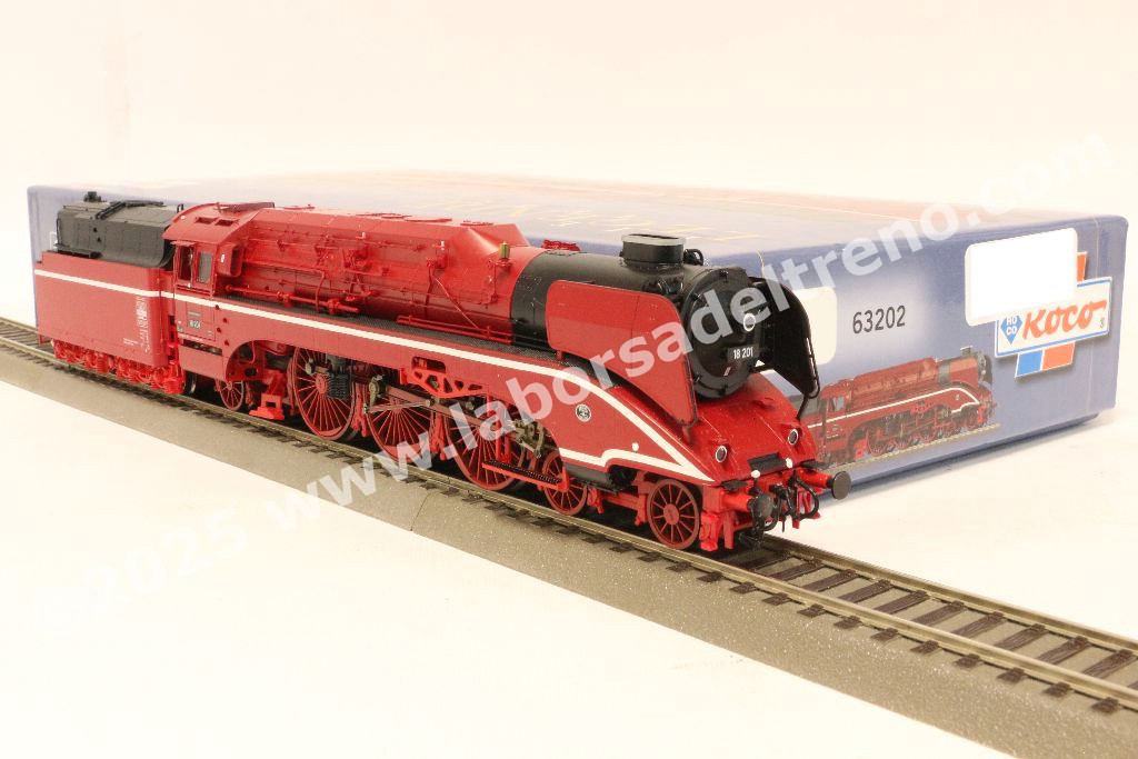 Roco - 63202 Locomotiva a vapore DR, Br 18 201, semicarenata