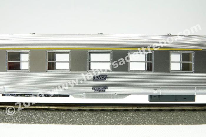 Voiture Voyageurs Jouef HJ4136-2 – Type DEV Inox A7Dtj Logo CENTRAL – HO – Neuve