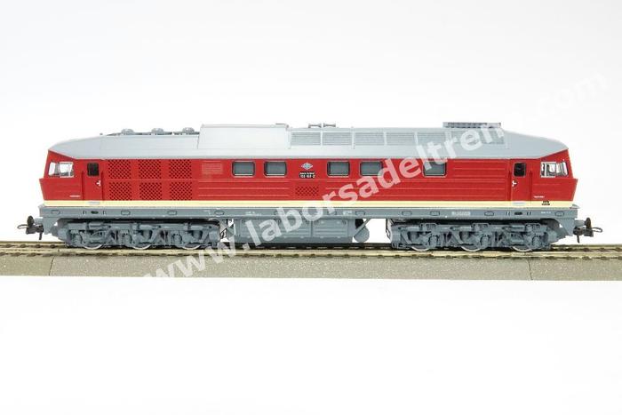 Istruzioni Di Montaggio Per Modello BR 130/132 (Ludmilla) – Locomotiva Diesel Rossa DR, Per Mattoncini