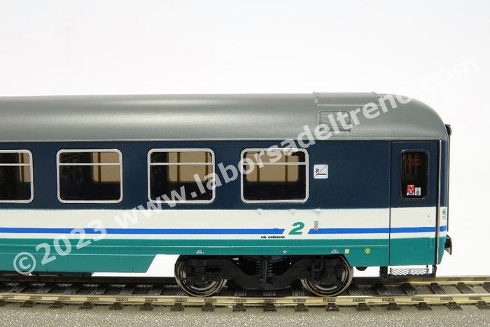 Coffret ACME 55175 – 2 Voitures UIC T4 Comfort XMPR FS Treno Notte – Occasion