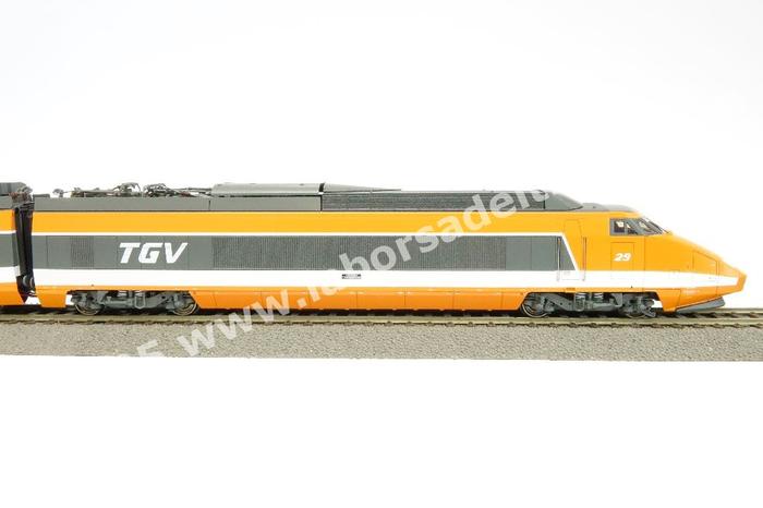 Ree Modeles TGV-001.8