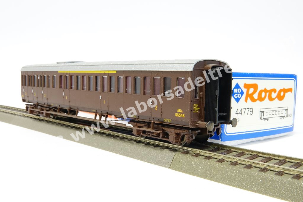 Wagon Acme 90246 Cent Portes En Bois Châtaignier – échelle HO 1/87, époque III, Neuf