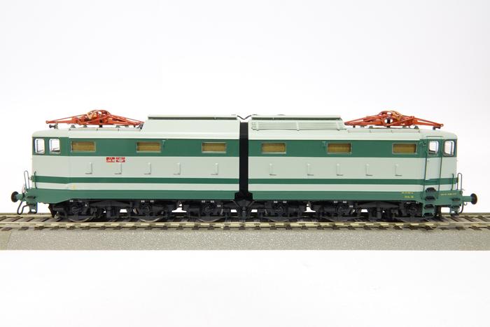 LOCOMOTIVE ELECTRIQUE E646 019 42LR FS - (A RESERVER