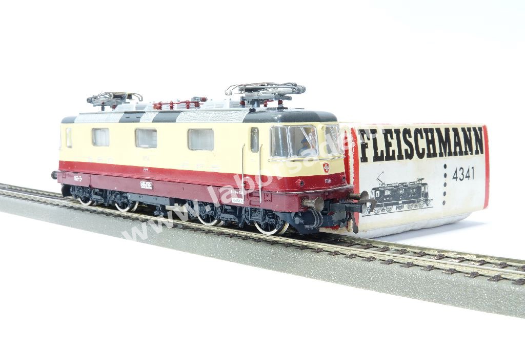 鉄道模型 FLEISCHMANN piccolo SBB Re4/4 FLEISCHMANN piccolo SBB Re4/4