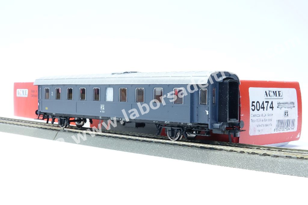 Rivarossi - 2451 Postale FS tipo UI, livrea grigio ardesia, logo a