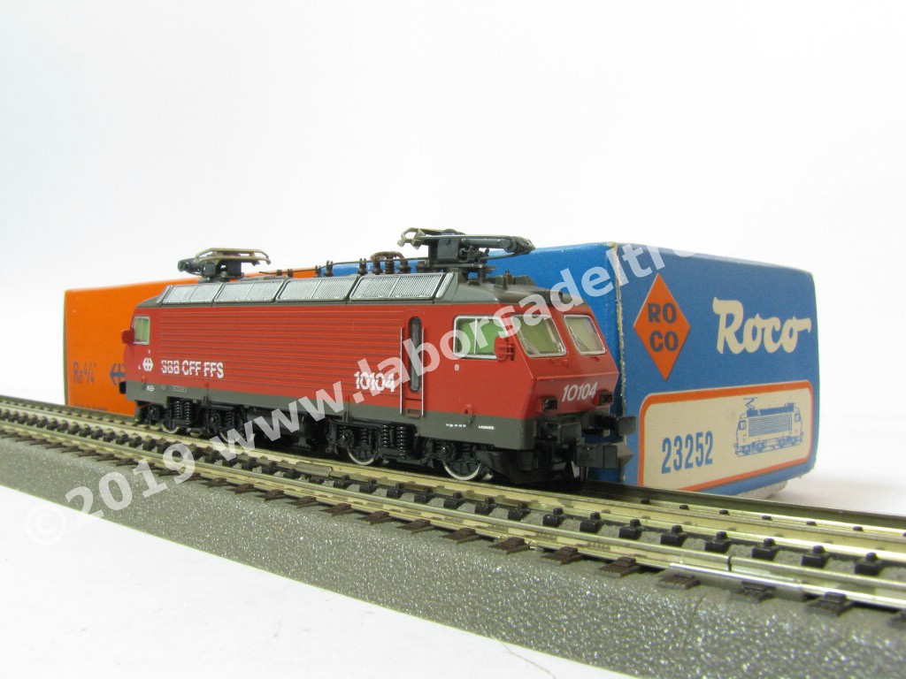 ROCO 72408 - Locomotive électrique Re 4/4 II 11239 Porrentruy des SBB CFF en HO EUR 239,90 - FR