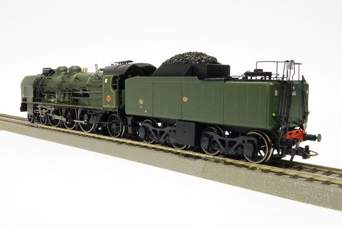 REE Modeles MB-132 S.2