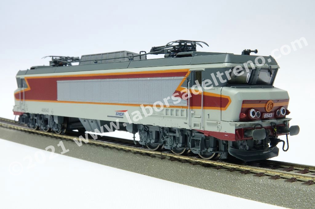 2 Pantografi Metallici Jouef HJ2370 Per Locomotiva CC 6500 – Scala HO 1:87