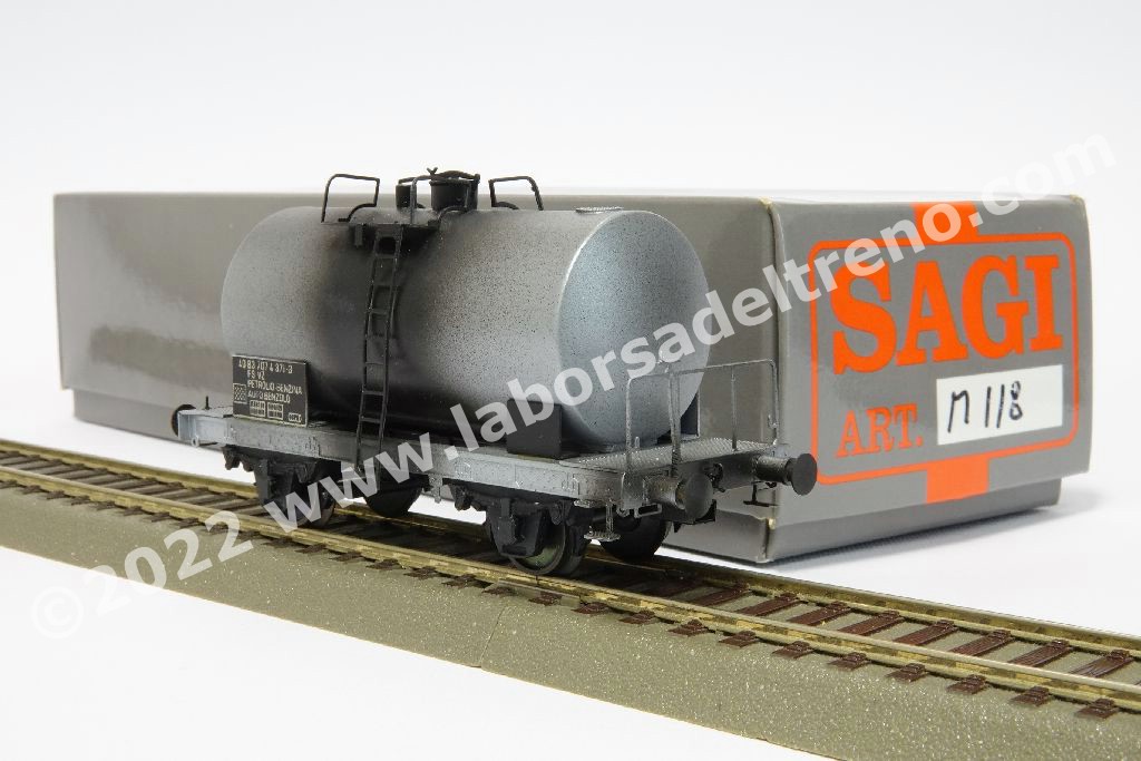 Modellino Ferroviario TILLIG 76644 Carro Cisterna A 2 Assi Con Garitta, Tipo Mvd 509 111, Epoca III
