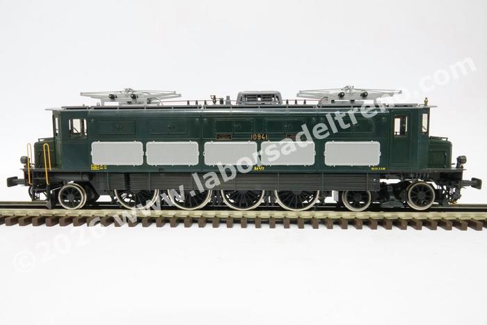Metropolitan 802.5