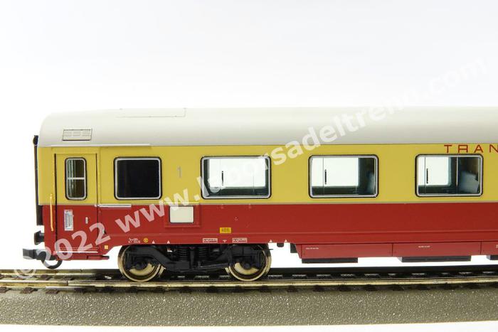 Roco - 45906 Set 4 carrozze FS TEE tipo Gran Confort, una carro ...